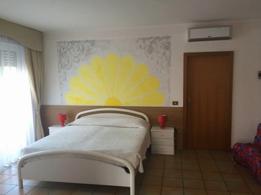 Familiare spaziosa (5+1)
